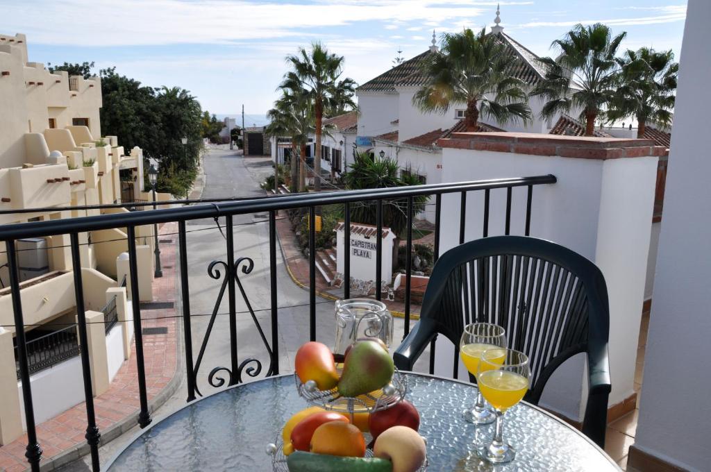 Nerja Paradise Rentals - Chimenea Apts Bilik gambar