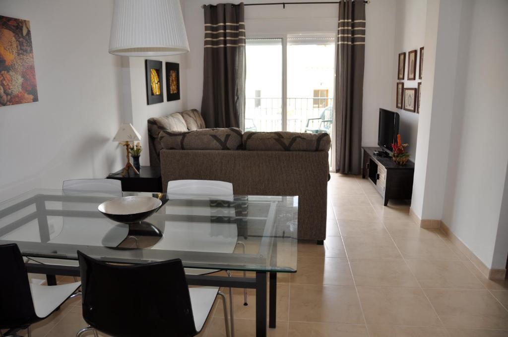 Nerja Paradise Rentals - Chimenea Apts Bilik gambar