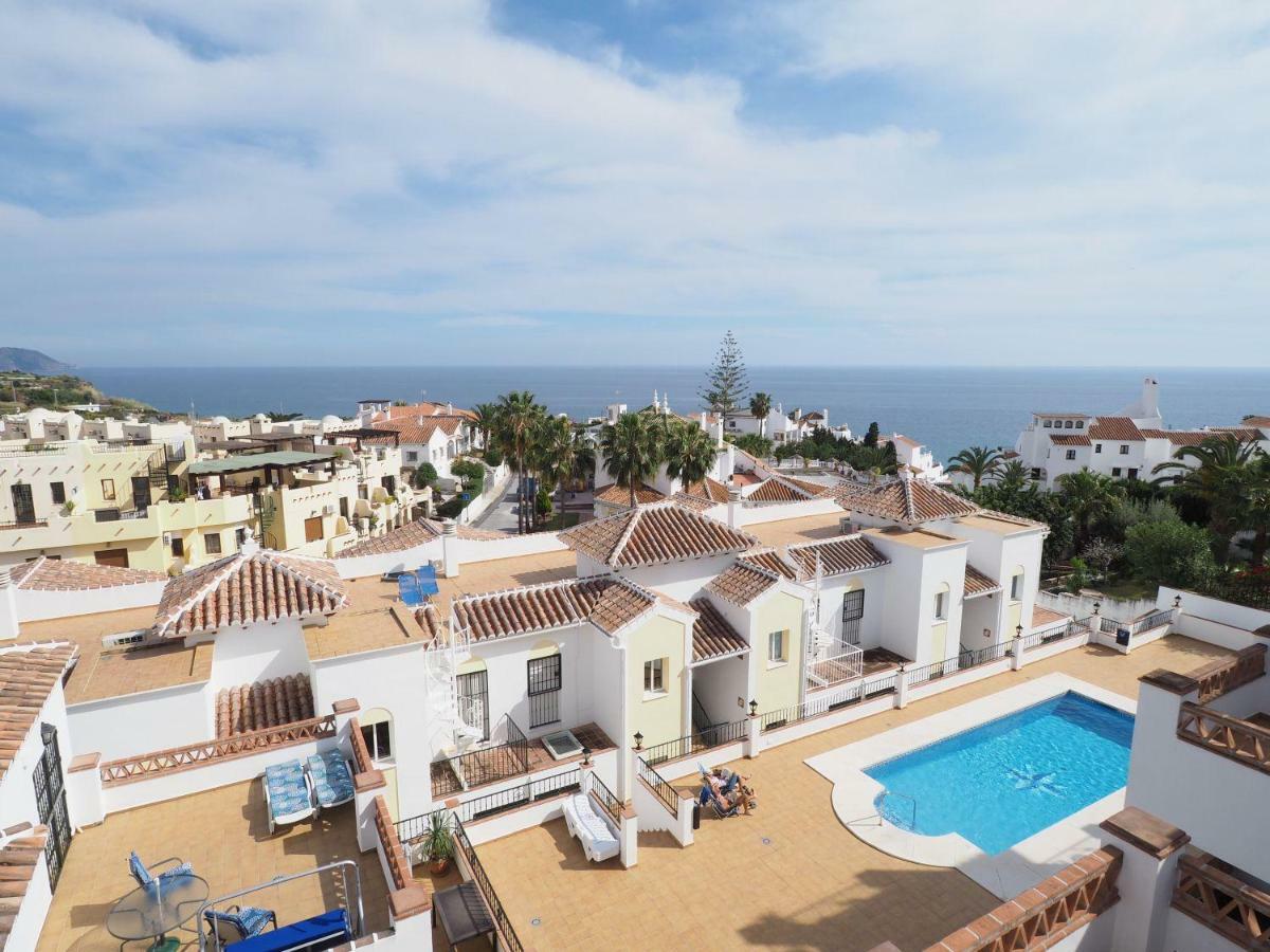 Nerja Paradise Rentals - Chimenea Apts Luaran gambar